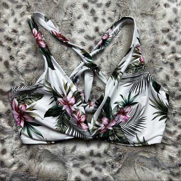 Shade & Shore Tropical Print Bikini Top - Size 38 DD - Picture 2 of 6